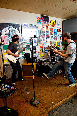 Definitely Gary @ the Rail - 2/13/09