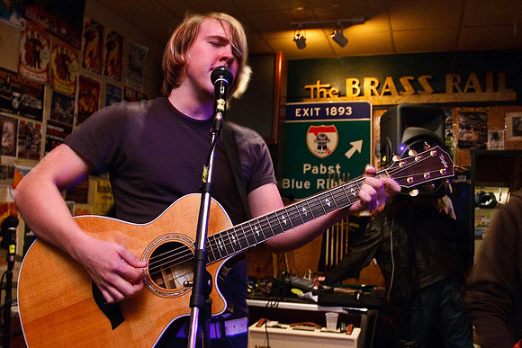 Jon Keller @ Elliot Smith Tribute show - 10/24/08 @ the Brass Rail