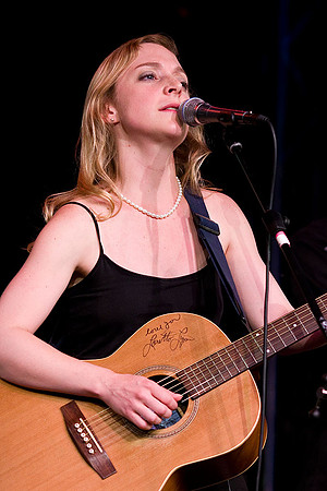 Eilen Jewell Band @ C2G, Fort Wayne, IN - 6/22/08