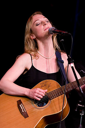 Eilen Jewell Band @ C2G, Fort Wayne, IN - 6/22/08