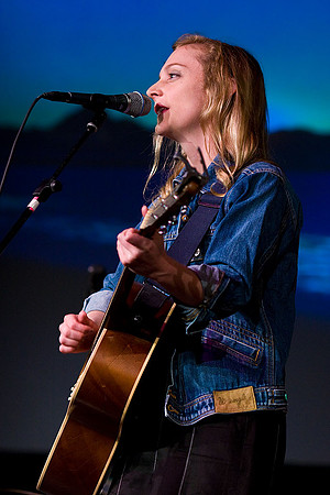 Eilen Jewell Band @ C2G, Fort Wayne, IN - 6/22/08