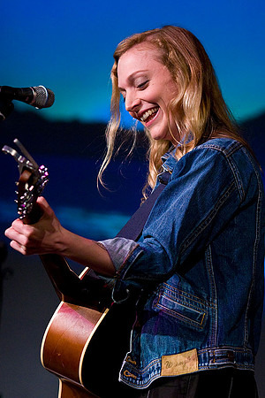 Eilen Jewell Band @ C2G, Fort Wayne, IN - 6/22/08