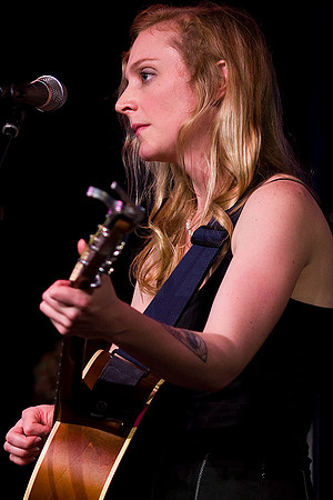 Eilen Jewell Band @ C2G, Fort Wayne, IN - 6/22/08