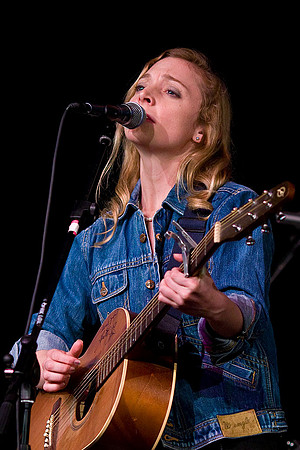 Eilen Jewell Band @ C2G, Fort Wayne, IN - 6/22/08