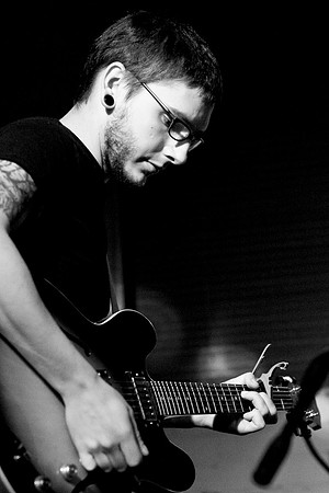 Snap Captain Non-Stop Action @ The Tiger Room, Fort Wayne, IN - 11/21/08