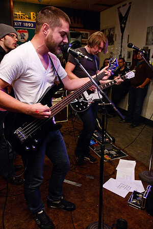 C Ray @ Elliot Smith Tribute show - 10/24/08 @ the Brass Rail
