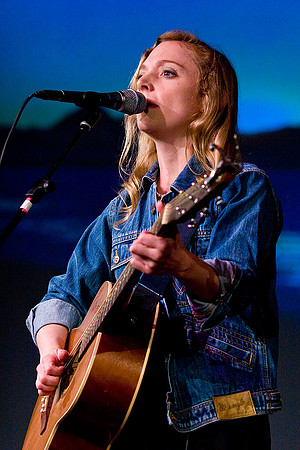 Eilen Jewell Band @ C2G, Fort Wayne, IN - 6/22/08
